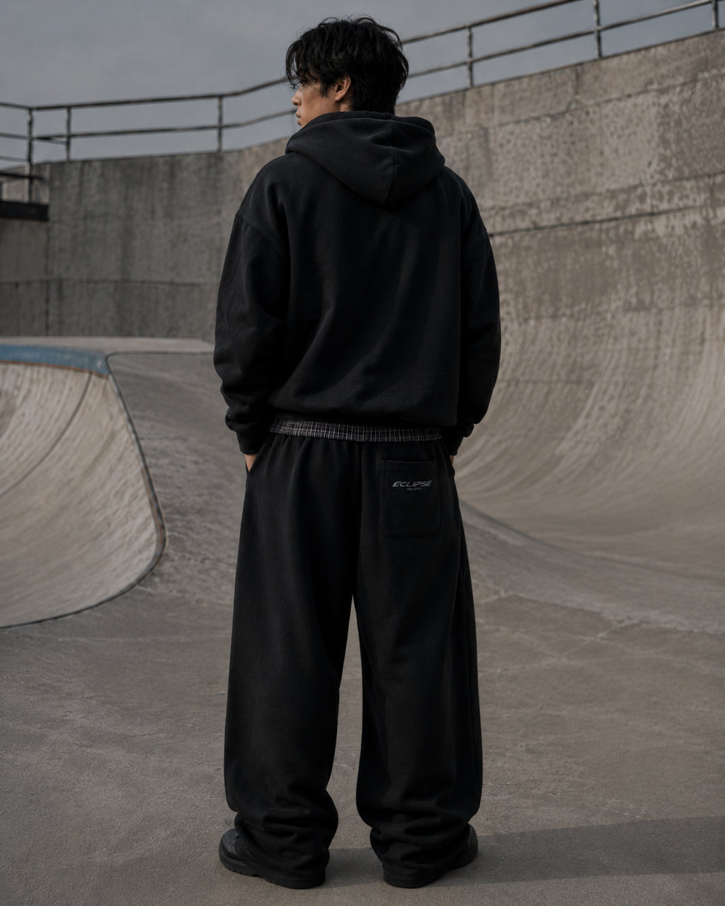ECLIPSE Plaid-Waist Barrel Joggers – Baggy Streetwear Sweatpants