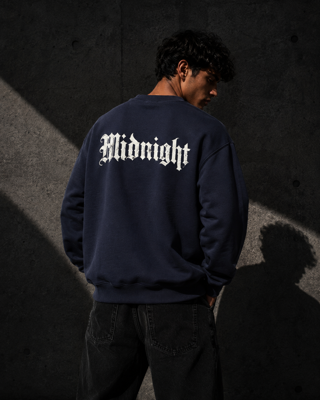 MIDNIGHT Heavyweight Sweatshirt – Premium Streetwear Jumper