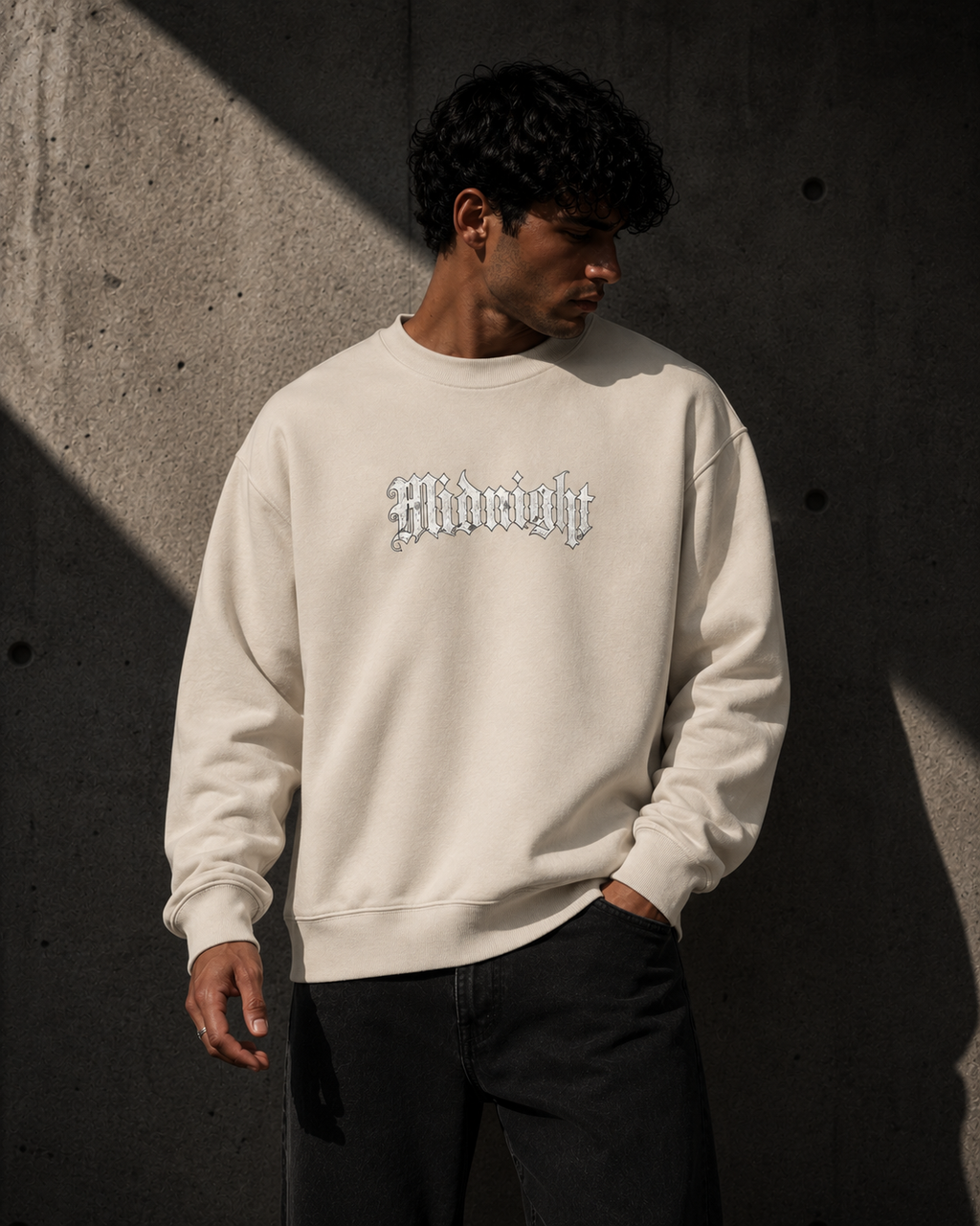 MIDNIGHT Heavyweight Sweatshirt – Premium Streetwear Jumper