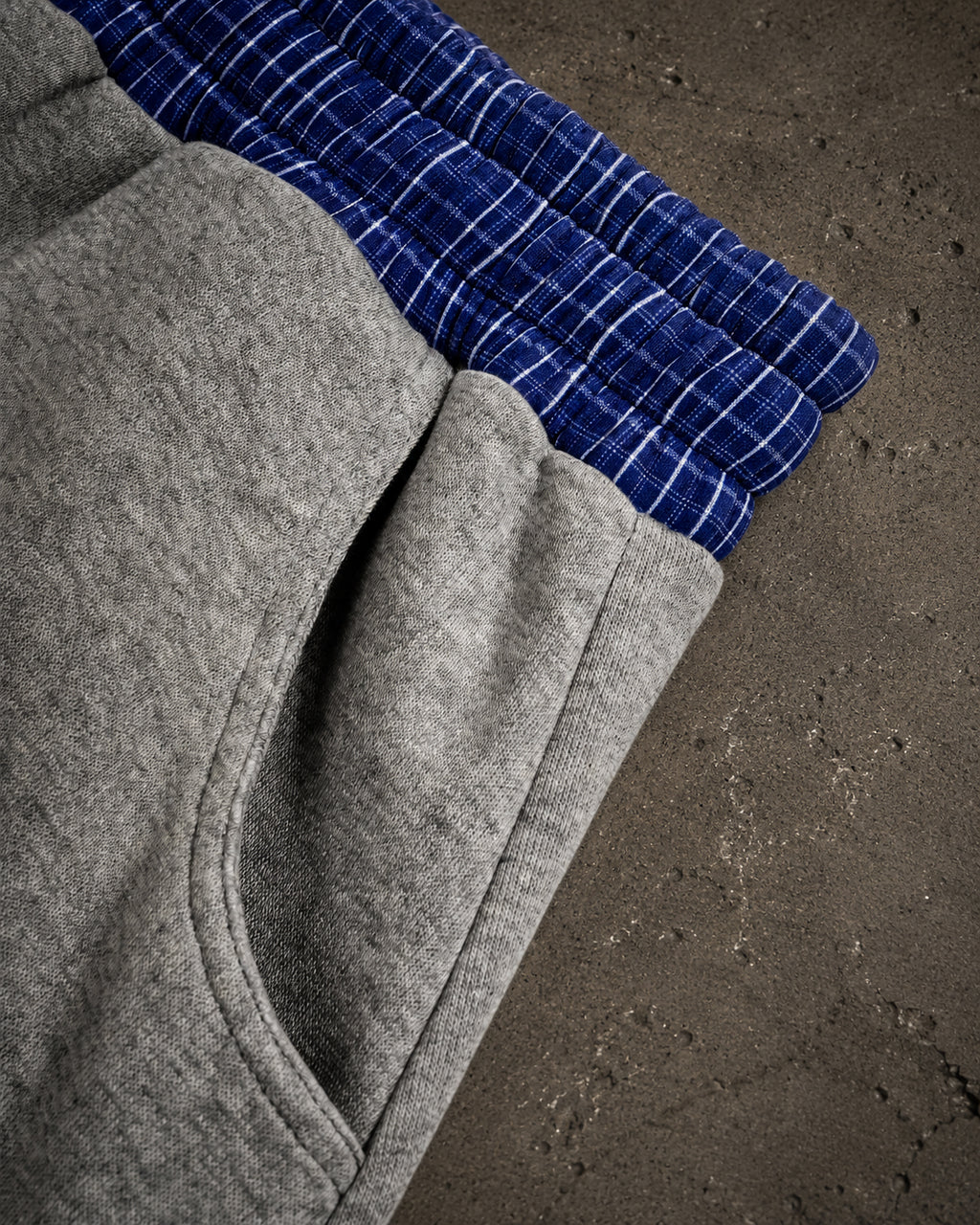 ECLIPSE Plaid-Waist Barrel Joggers – Baggy Streetwear Sweatpants
